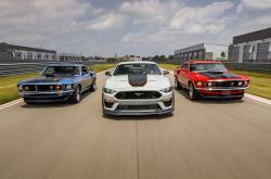 爱游戏-布克逆境轰30+率队逆转，黄蜂连击风暴压垮广厦长城