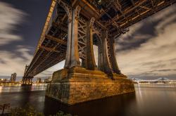 爱游戏官方-篮球今日双重奏，范弗利特书写孤星传奇，快船上演绝杀心跳