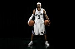 爱游戏-内马尔遭遇无解防守，加拿大完胜埃及，足球战术的深度解析