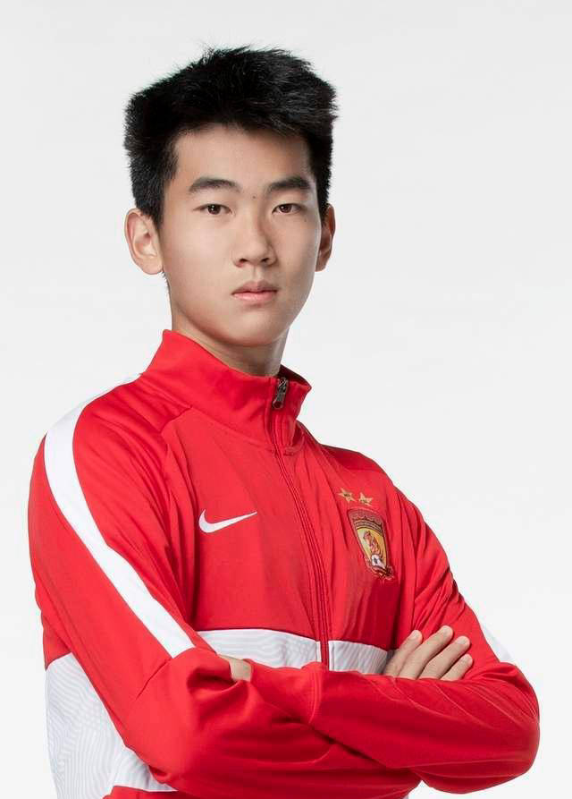 体育新星崭露头角，令人期待未来的简单介绍
