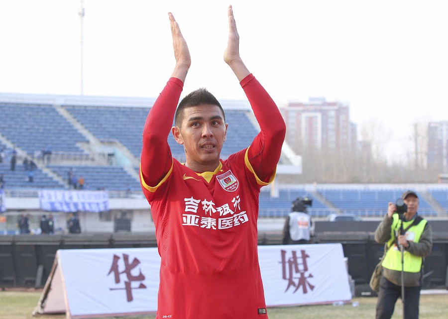 包含恒大主场2-1逆转塔什干火车头，亚冠小组赛告捷！的词条