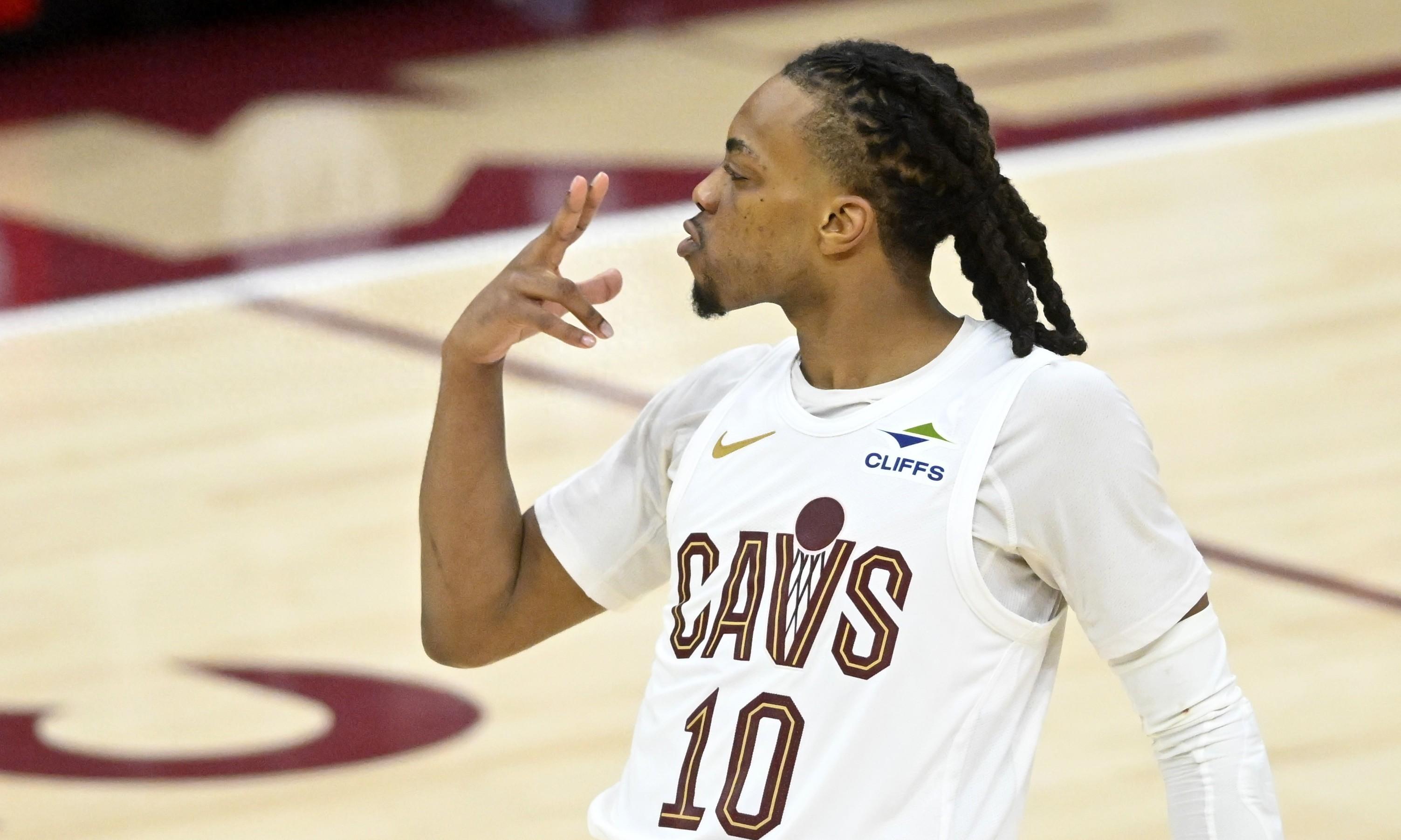 包含热火力克骑士，取得胜利的词条