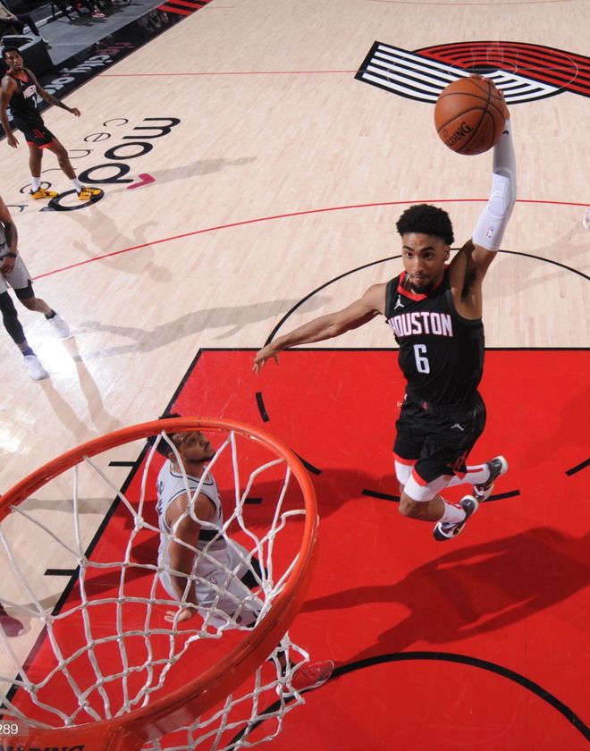 包含火箭逆袭,一人得分20+日本人杀犯规的词条 包含火箭逆袭,一人得分20+日本人杀犯规的词条