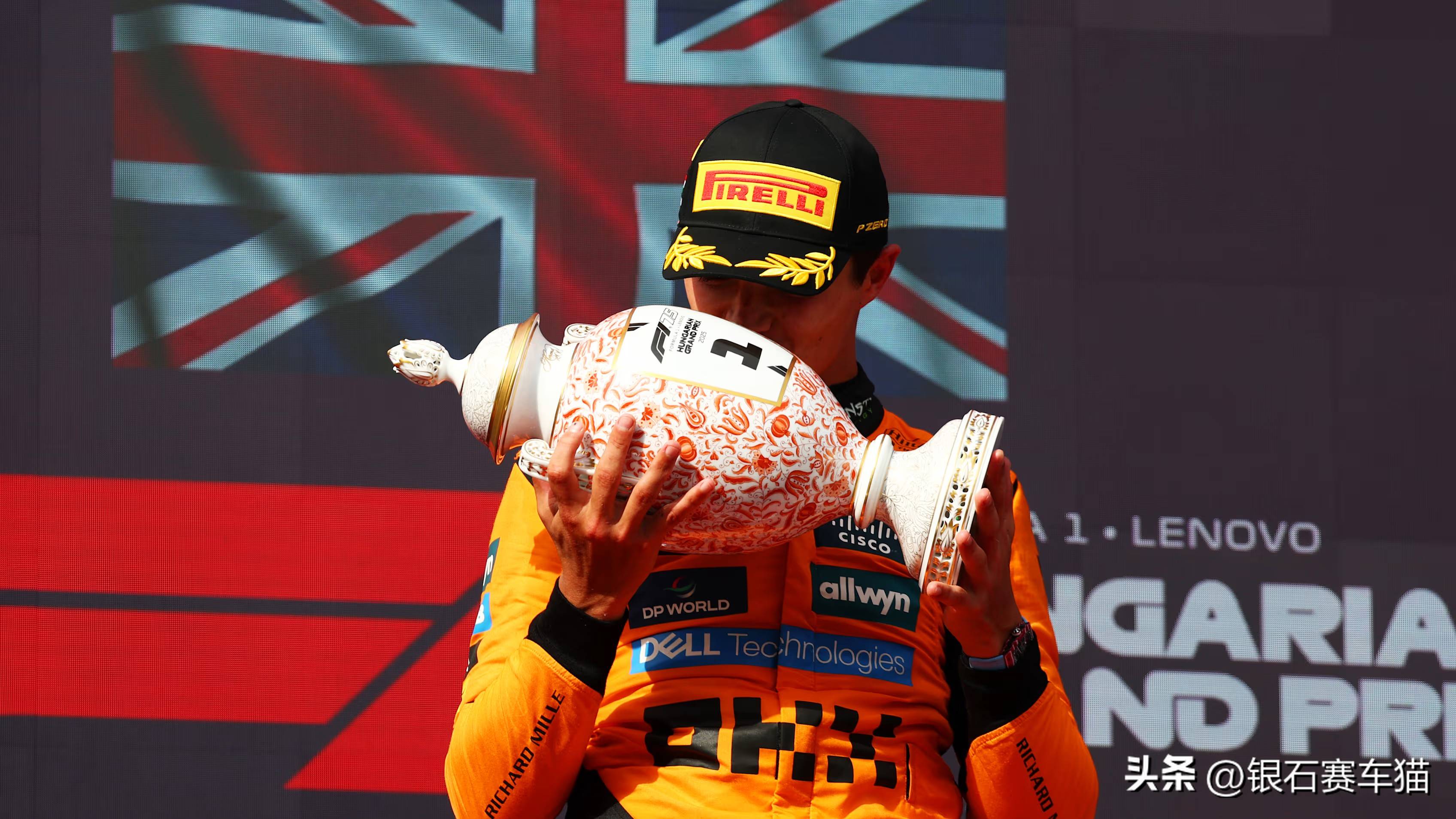 迈凯伦绝杀梅赛德斯，拉塞尔点燃赛场的简单介绍