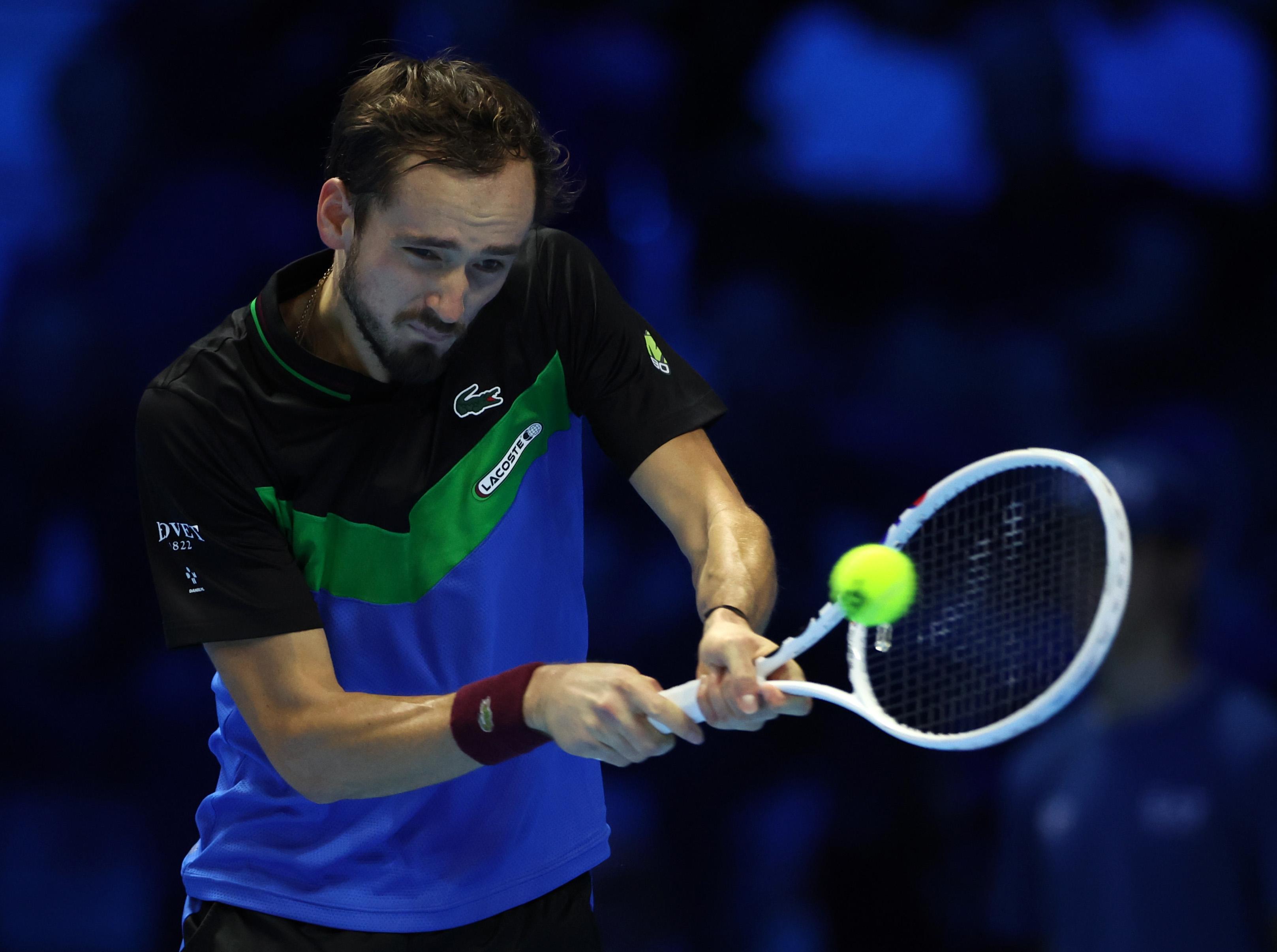 包含拉沃尔杯翻盘ATP总决赛,梅德韦杰夫点燃赛场的词条 包含拉沃尔杯翻盘ATP总决赛,梅德韦杰夫点燃赛场的词条