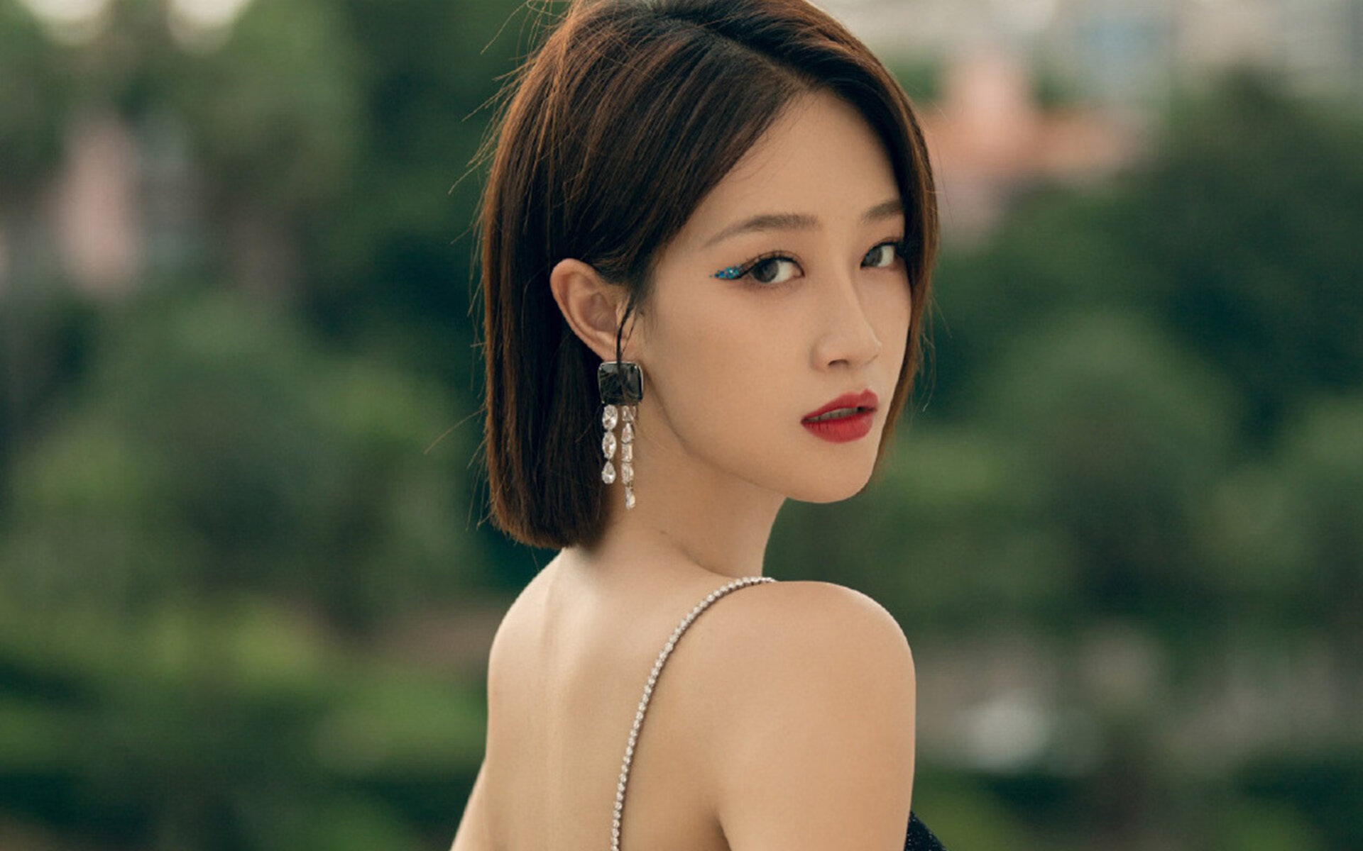 王者归来的觉醒，爱德华兹在76人对阵浙江队中完成自我救赎